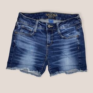 Juniors Arizona Jean Short- Medium Wash Size 1